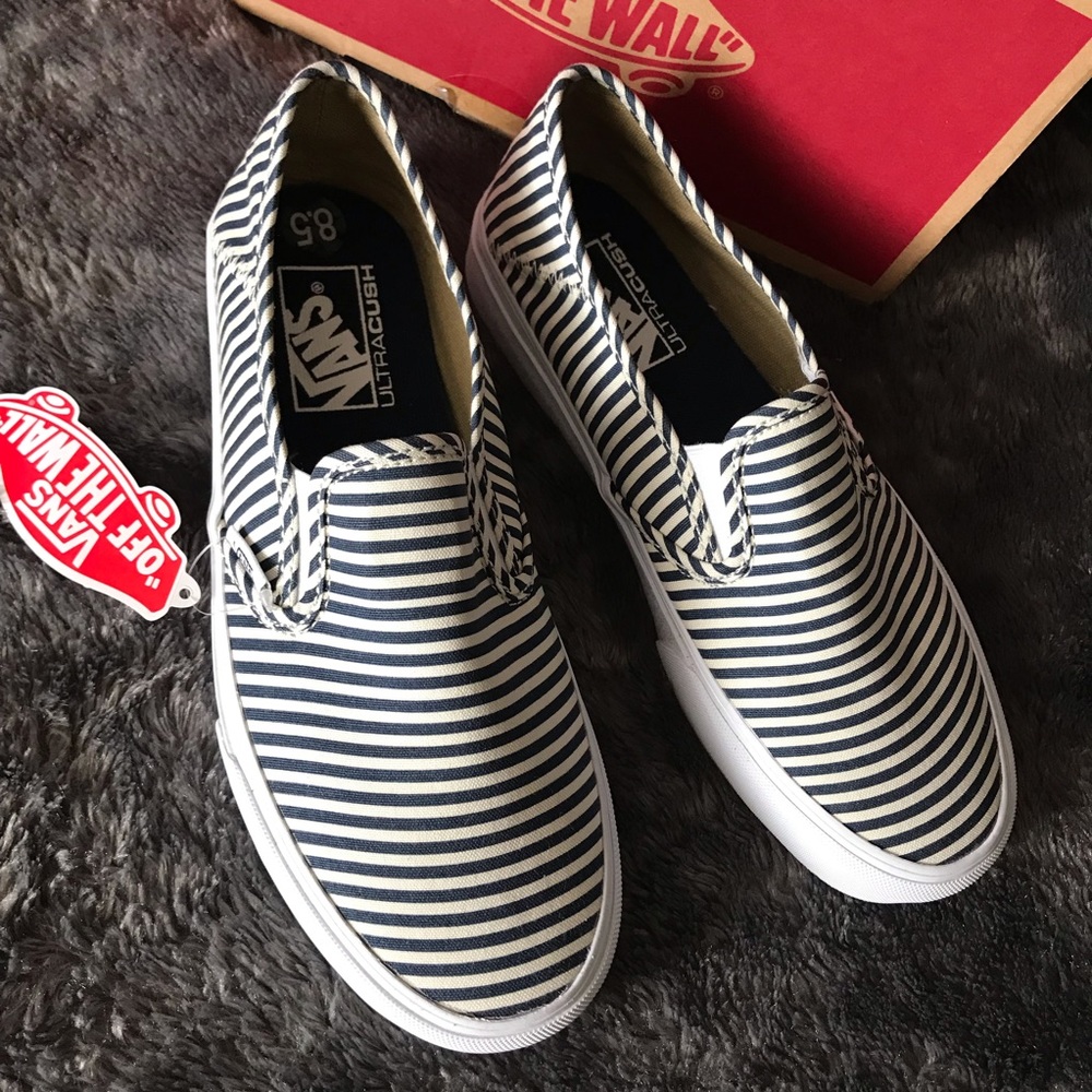 New Vans Womens Classic Slip On Shoe  Stripe 8.5